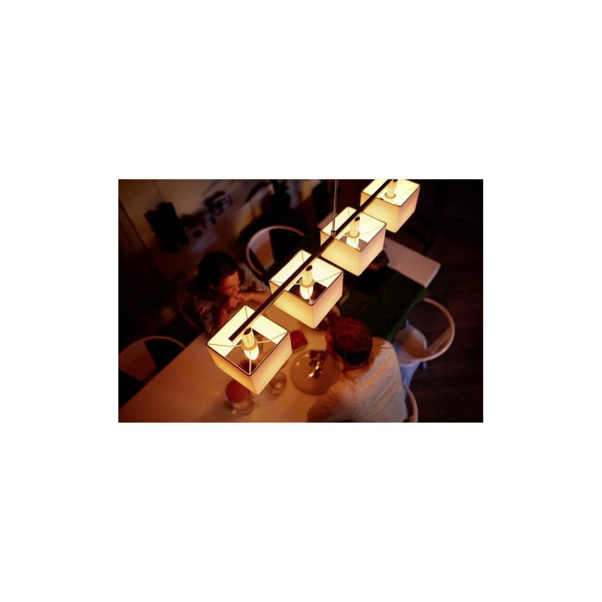 Ampoule connectée Philips Hue Ambiance E14 Flamme - vue 3