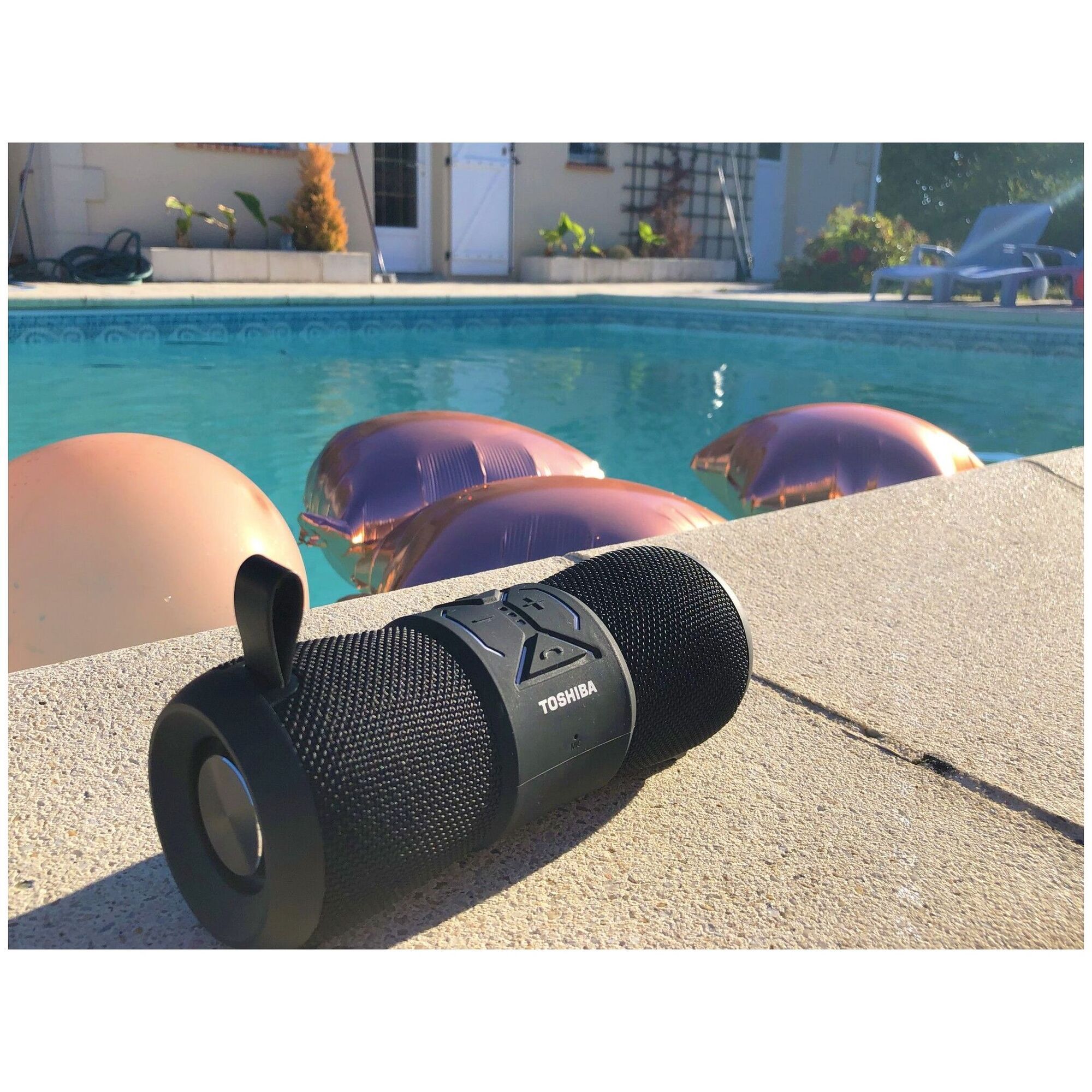 Enceinte nomade Bluetooth Waterproof Toshiba WSP-200 Noire - Neuf