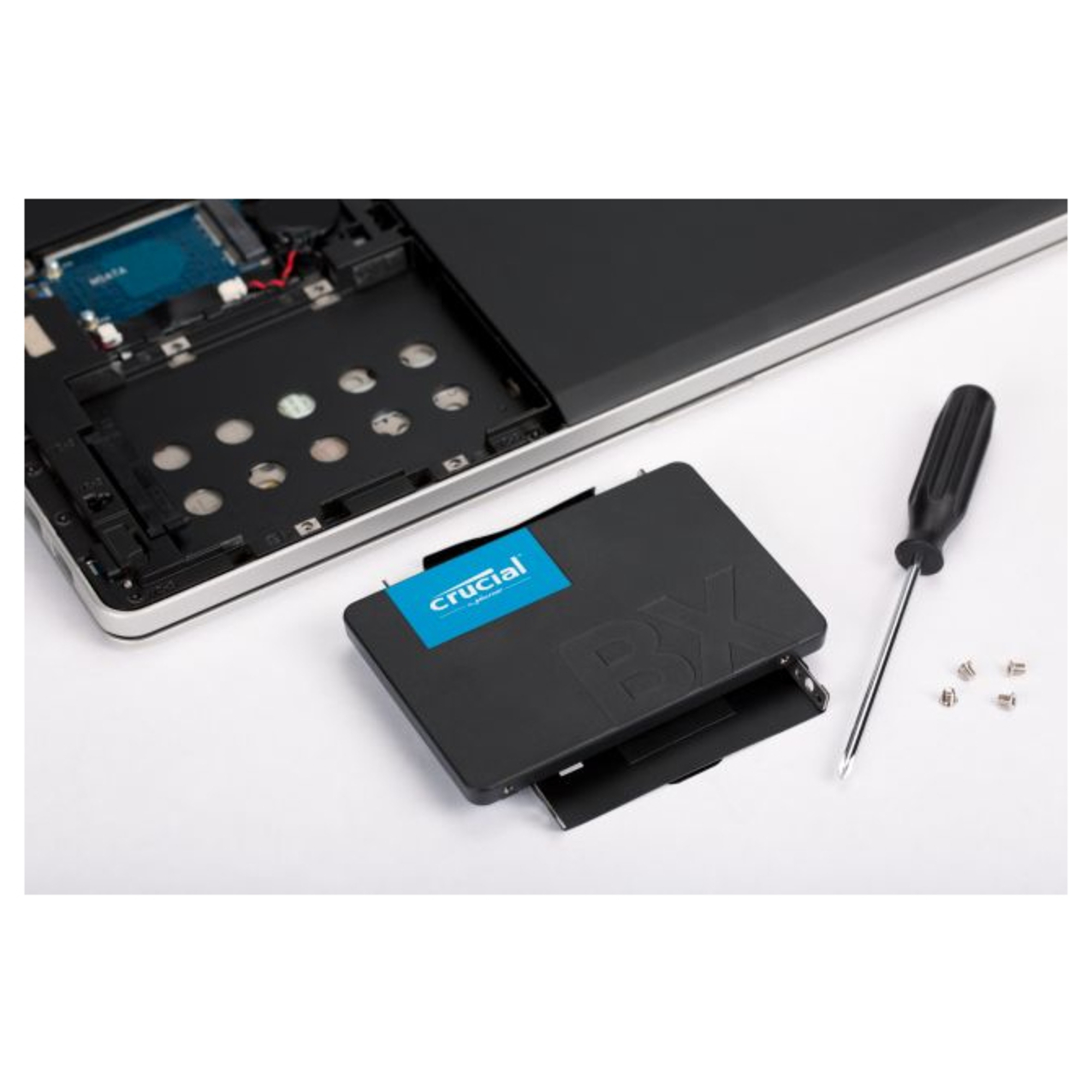 Crucial BX500 240 Go - vue 6