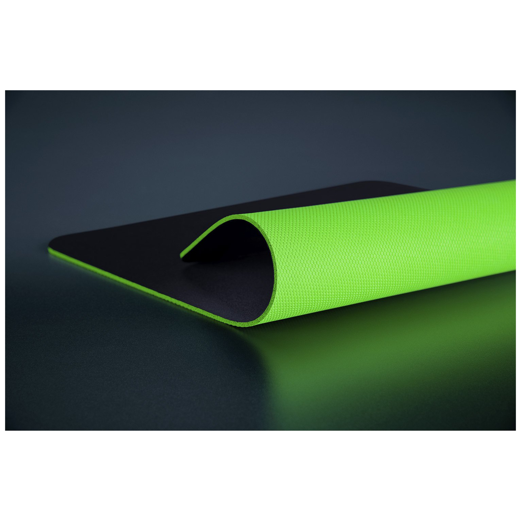 Razer Gigantus V2 - Medium Tapis de souris de jeu Noir, Vert - Neuf