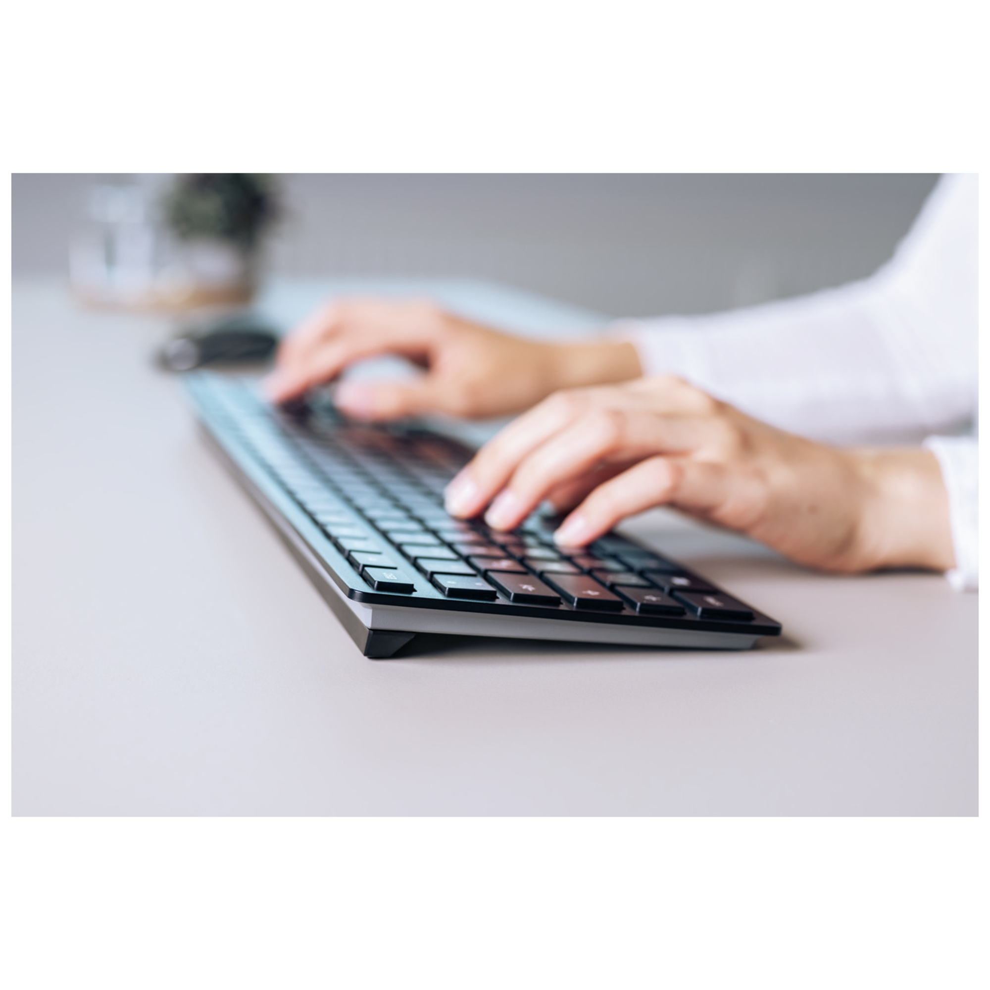 CHERRY KW 9100 SLIM clavier Universel RF sans fil + Bluetooth Neuf - vue 2