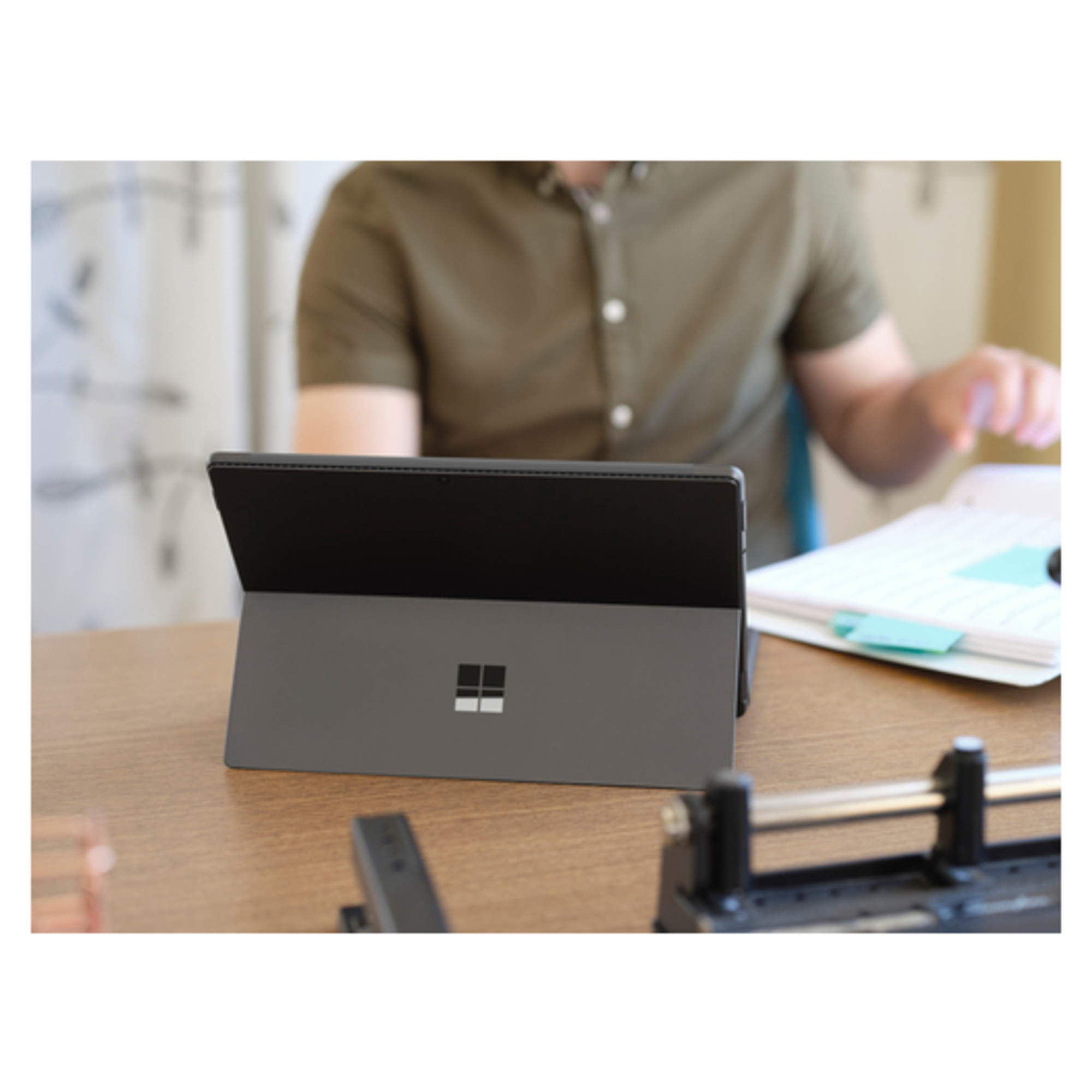 Microsoft Surface Pro 8 i7 Graphit W10 Pro - vue 2