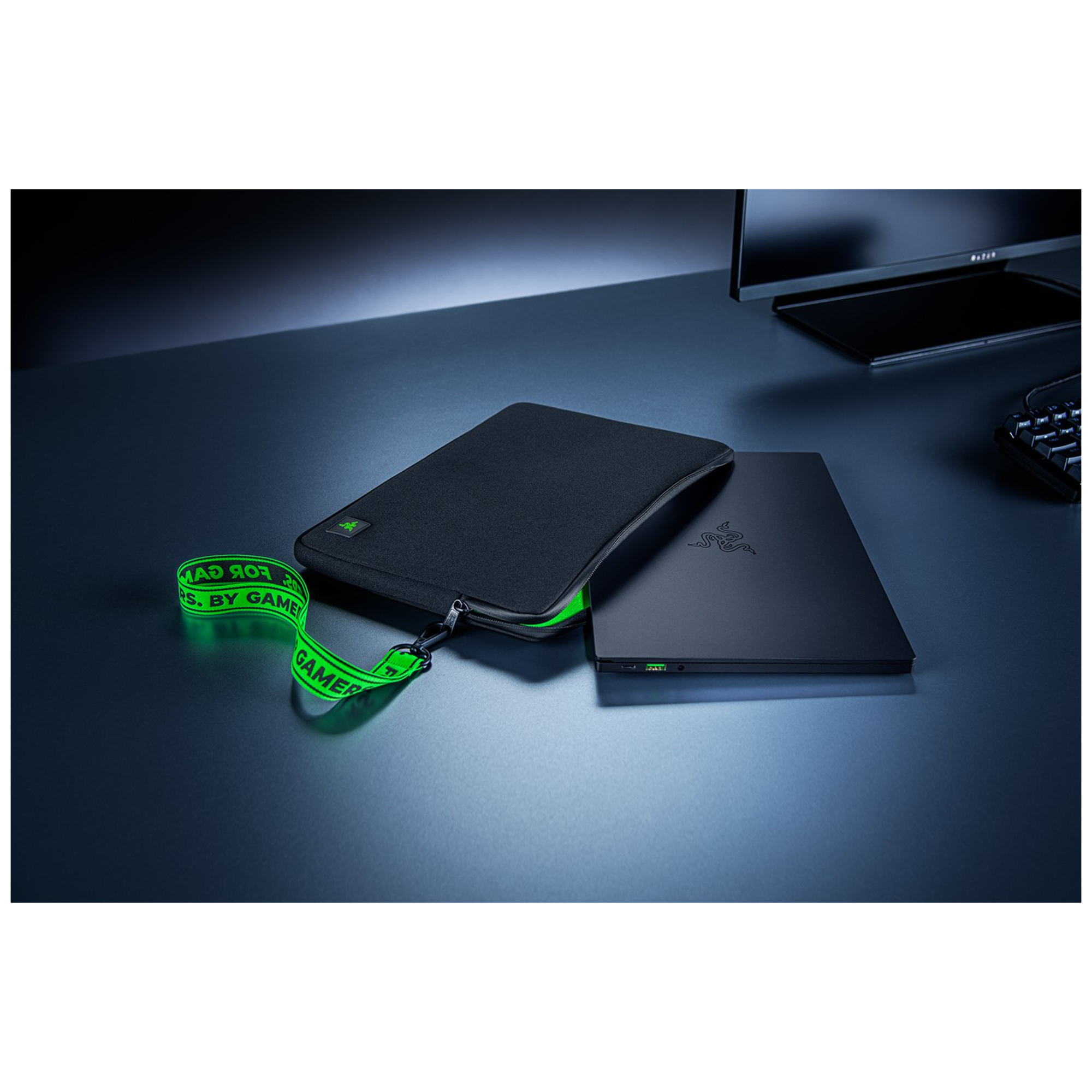 Razer RC21-01440100-R3M1 sacoche d'ordinateurs portables 33,8 cm (13.3 ) Housse Noir - Neuf