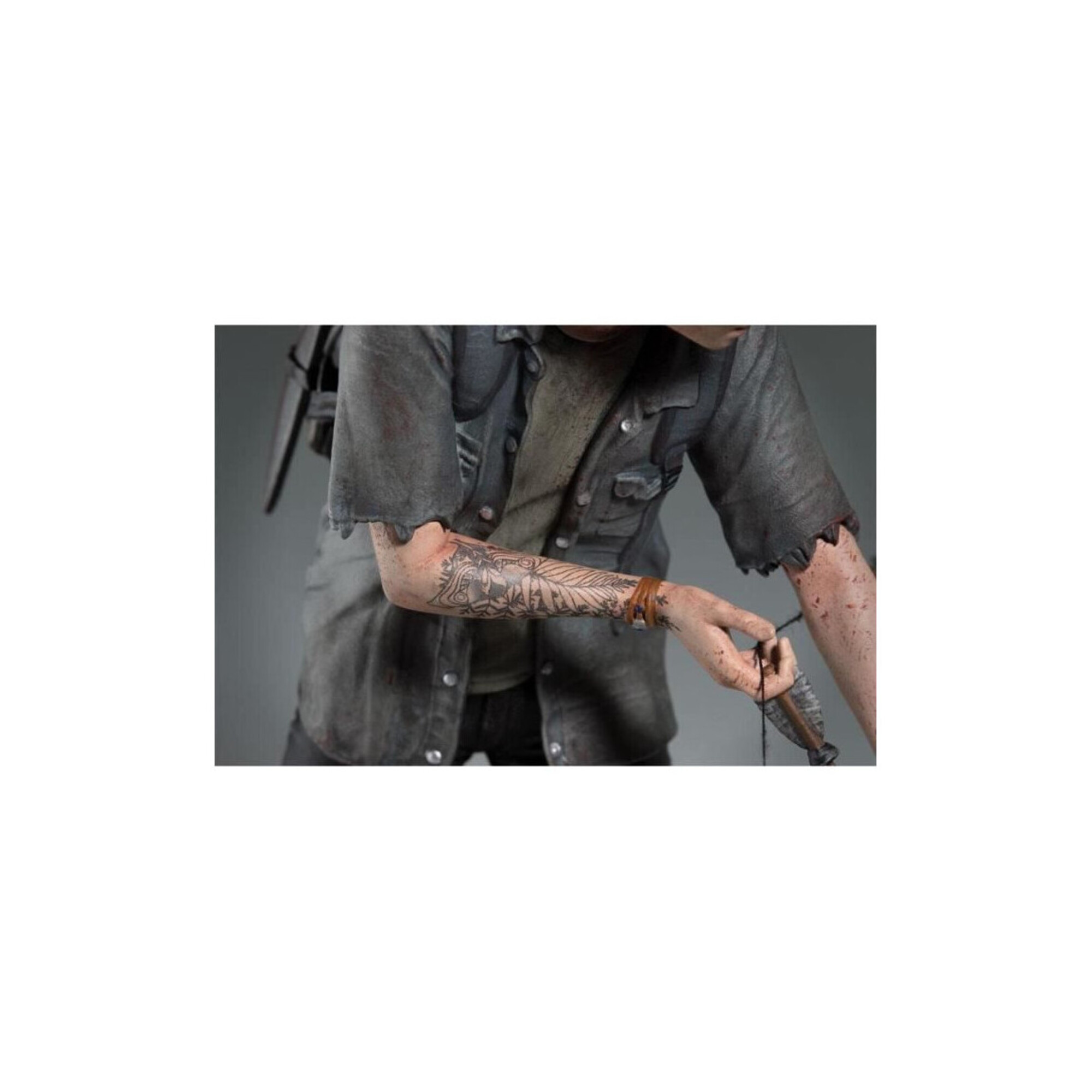 Figurine The Last Of Us 2 Ellie avec 'arc - vue 3