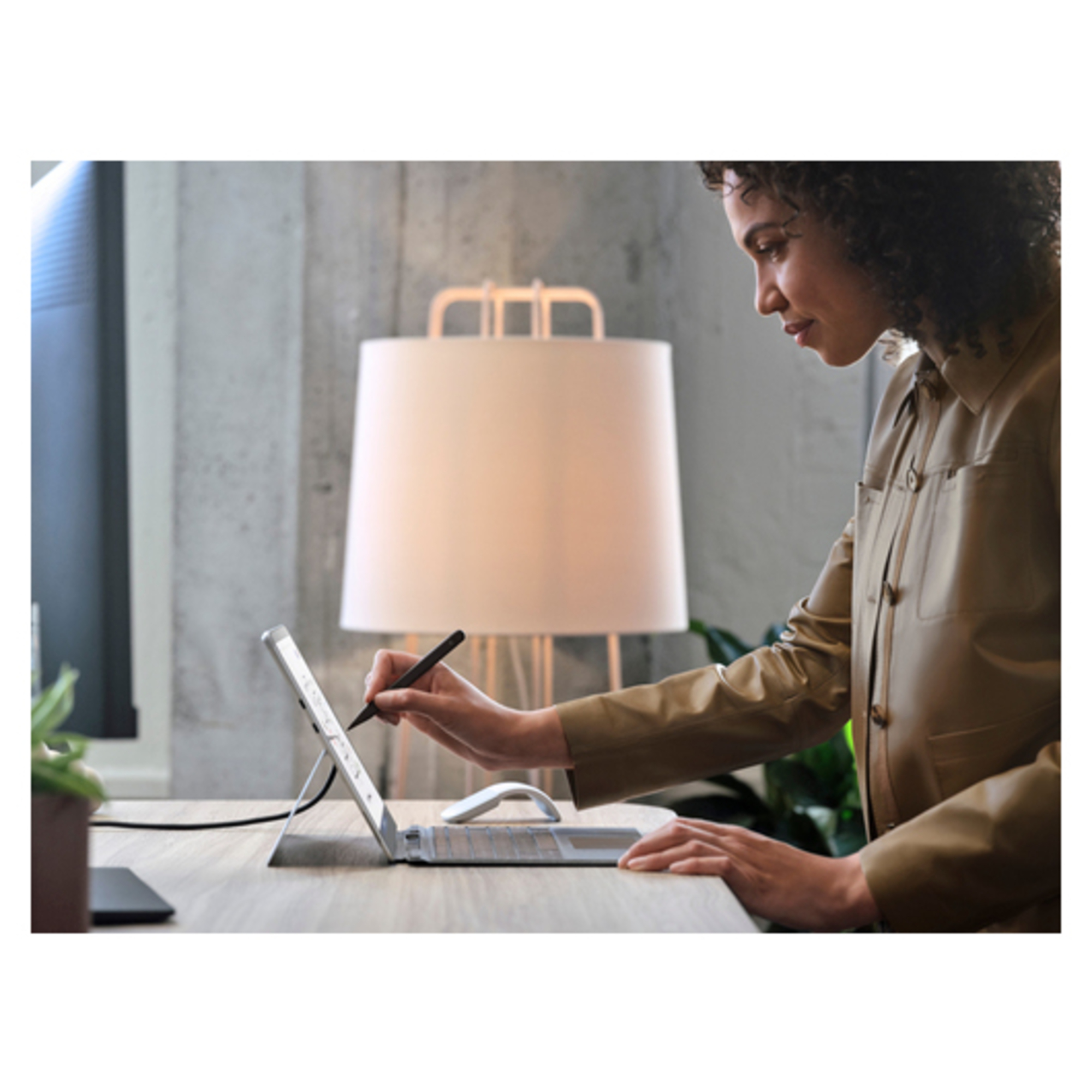 Microsoft Clavier Signature pour Surface Pro Clavier avec pavé tactile accéléromètre plateau de rangement et de chargement du Surface Slim Pen 2 AZERTY Français iceberg - vue 9