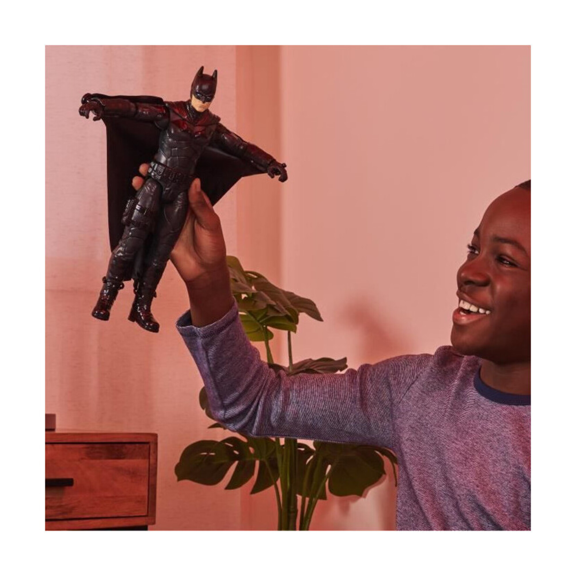 FIGURINE 30 CM BATMAN WING SUIT The Batman Le Film Neuf - vue 2