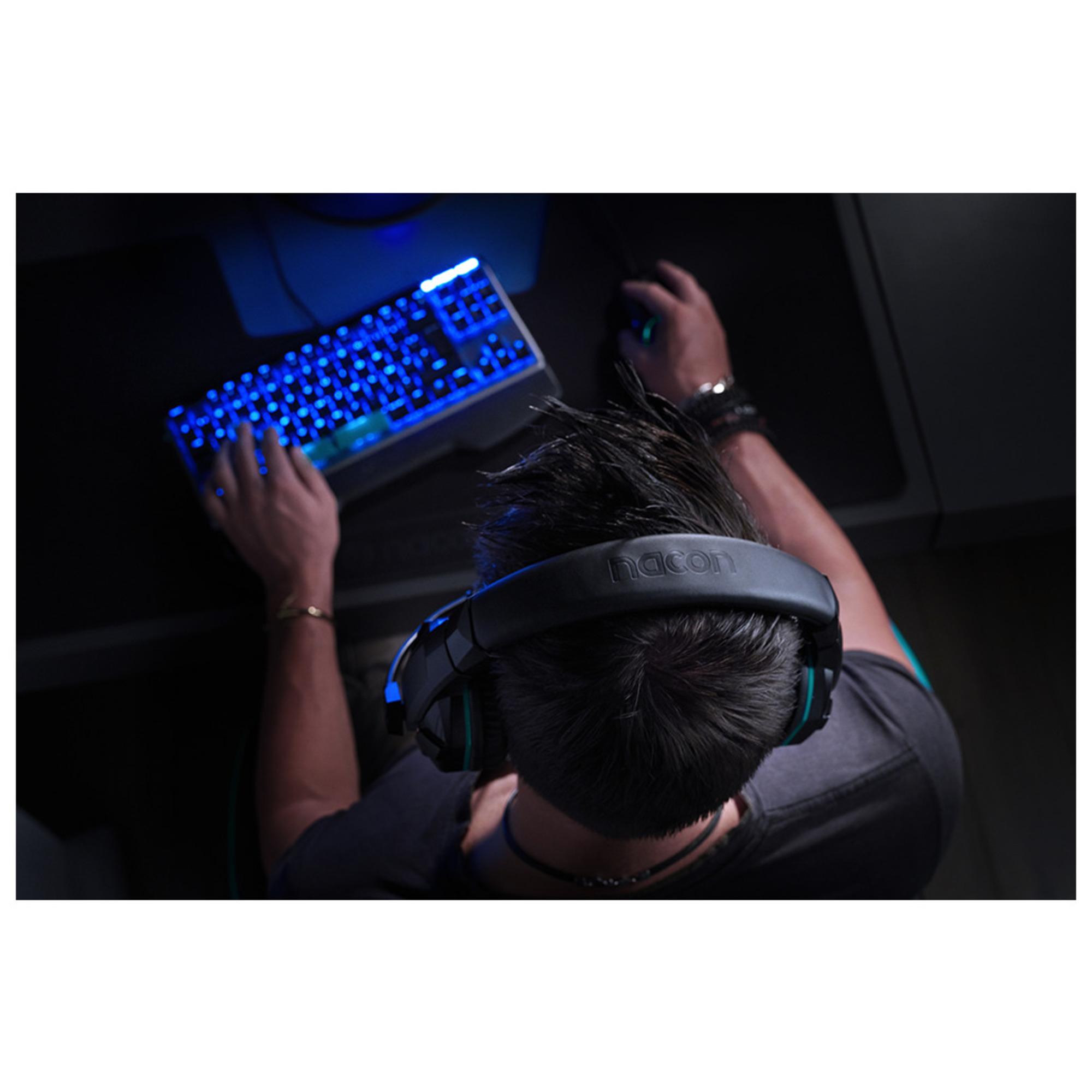 Casque Gaming filaire turquoise et noir avec micro amovible Nacon GH-110 - Neuf