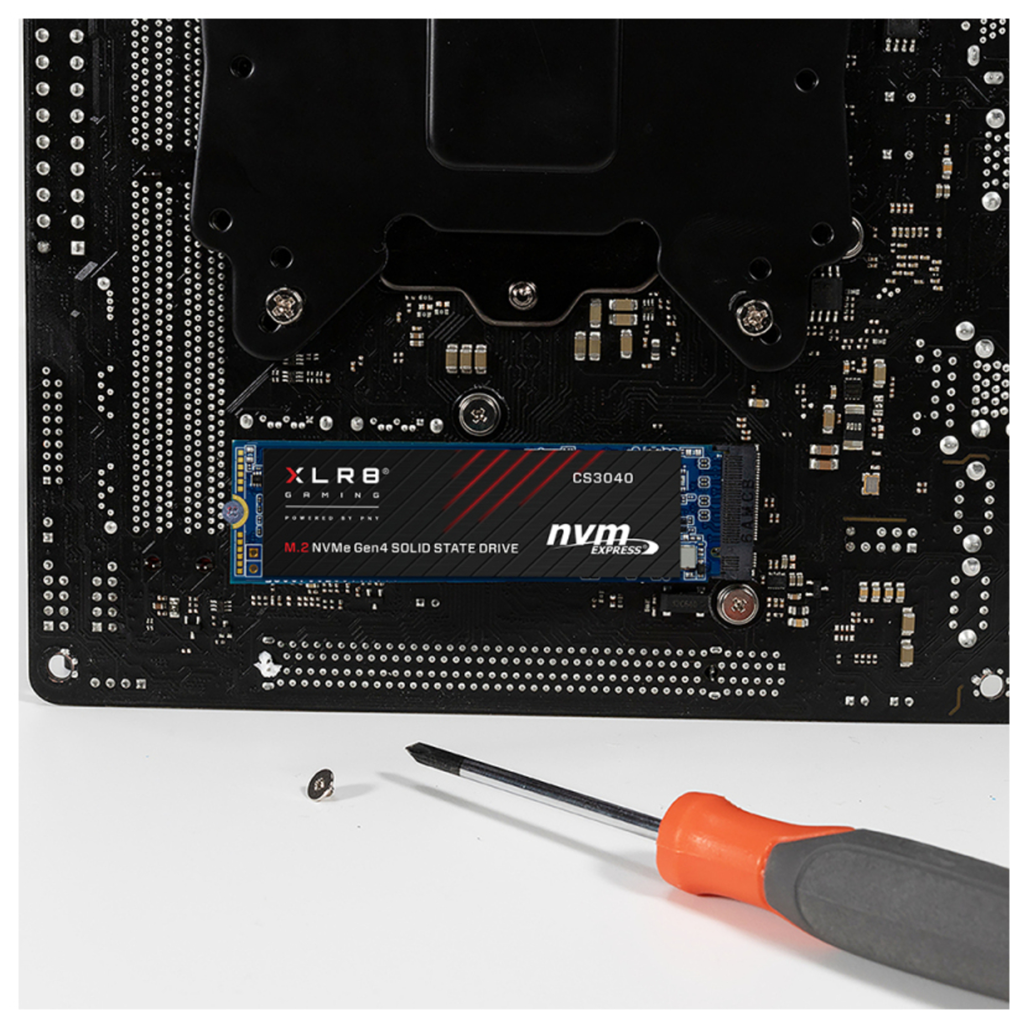 PNY XLR8 CS3040 2 To M.2 PCI Express 4.0 NVMe 3D NAND - Neuf